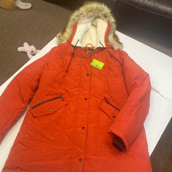 Hooded Down & Feather Fill Parka with Faux Fur Trim
Sam Edelman 2xl (c1) - Picture 1 of 11